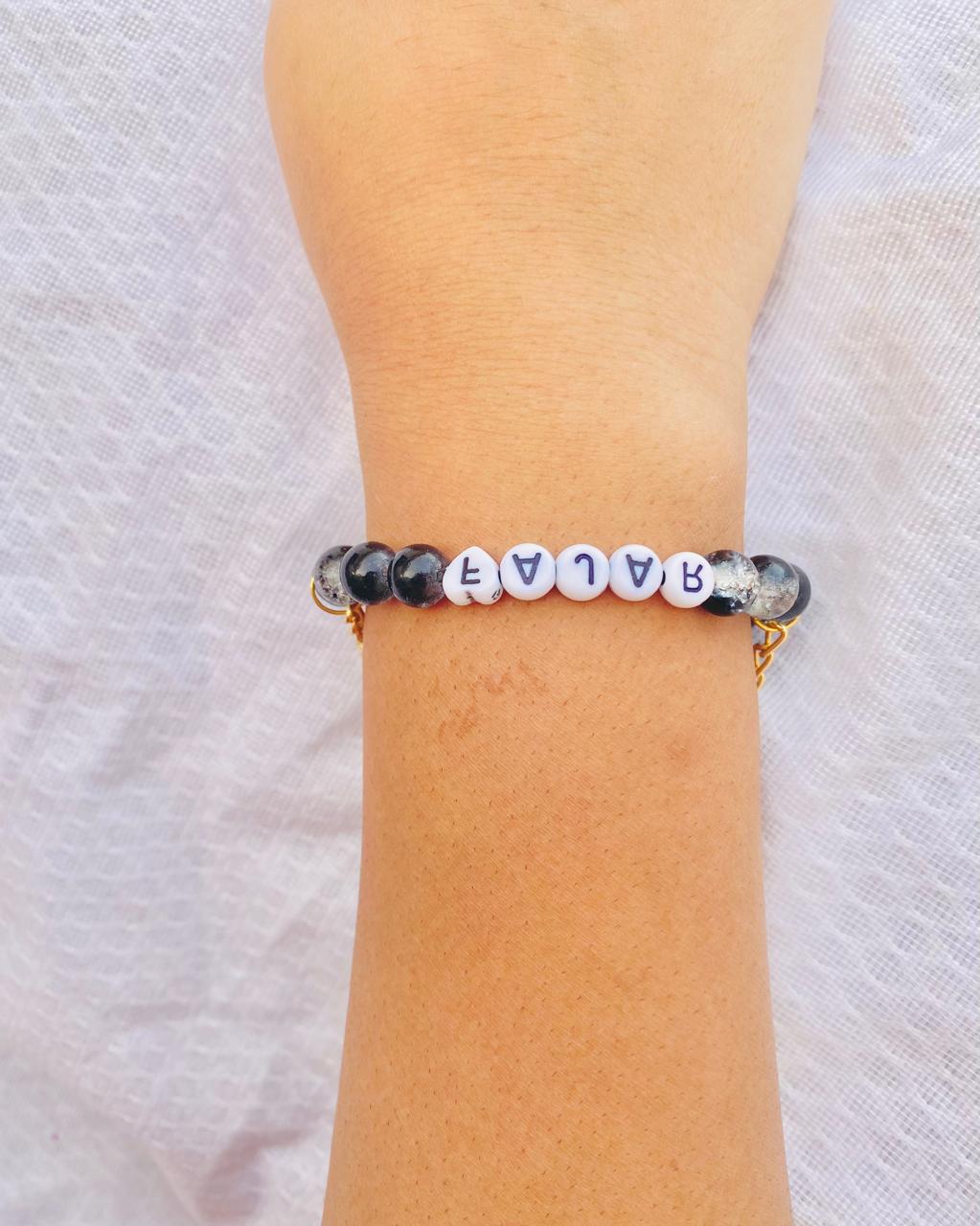 Crack Beaded Braclet